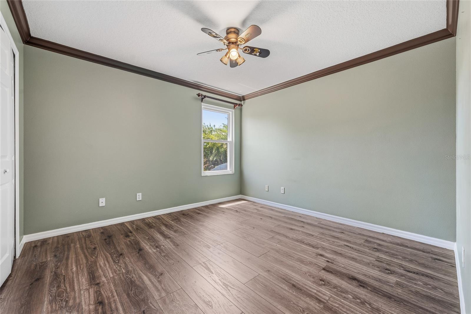 Image 36 of 53 For 13932 Florigold Drive