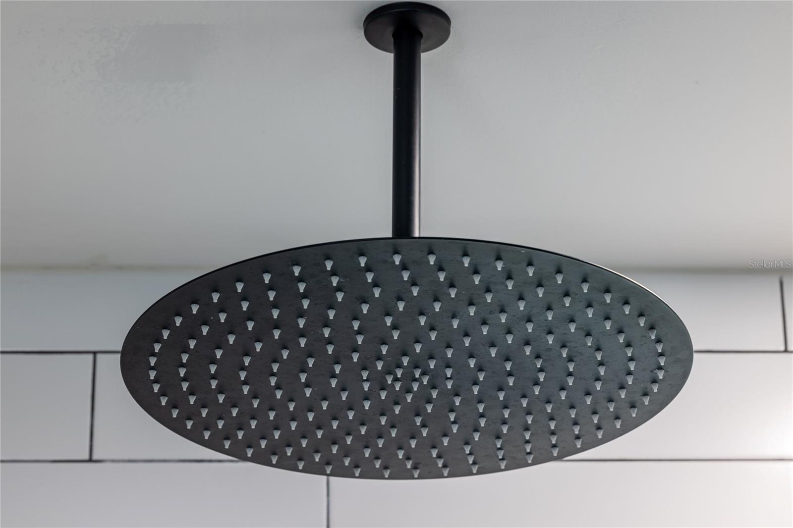 Image 26 of 52 For 2009 Lily Court