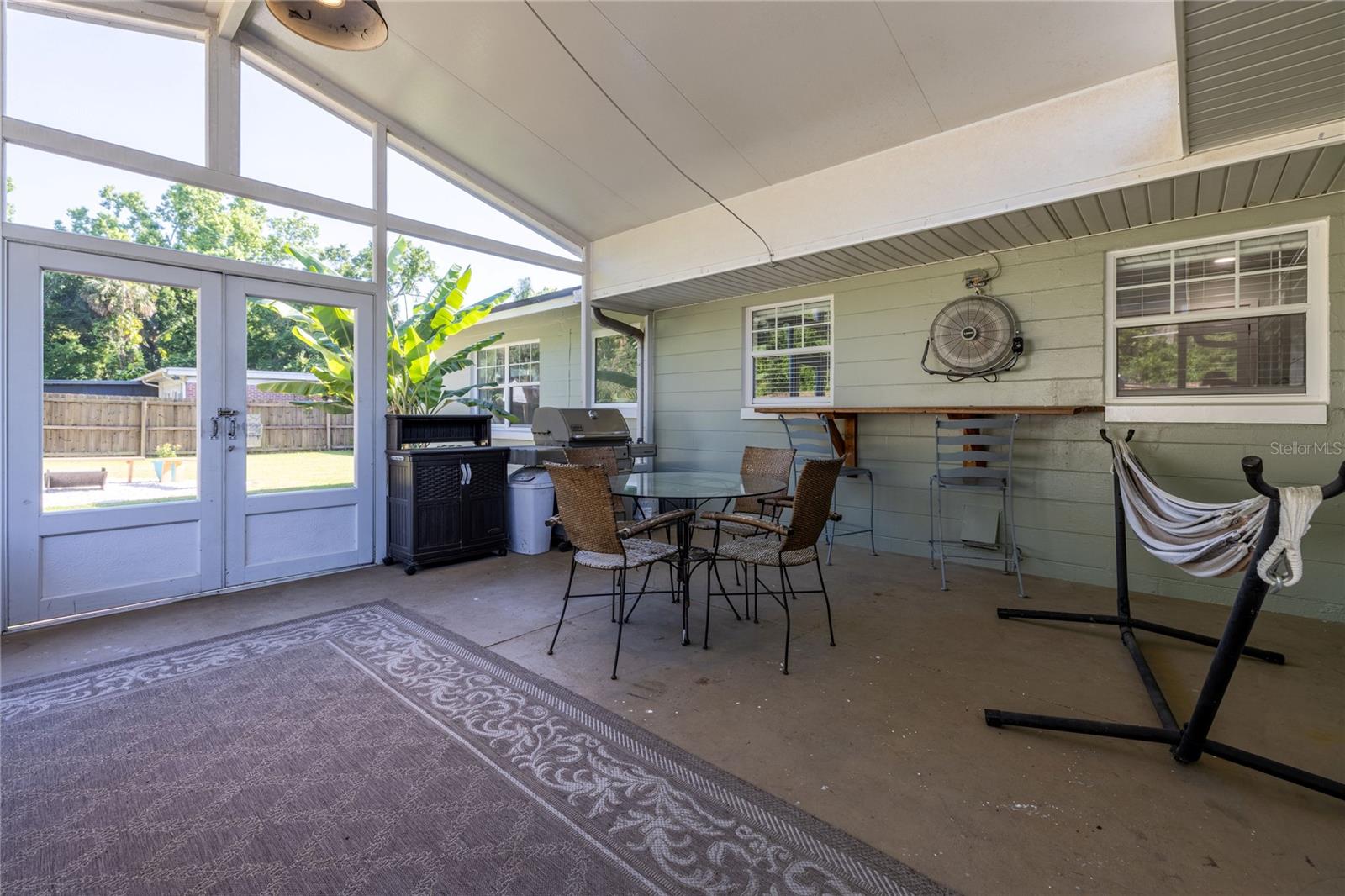 Image 38 of 52 For 2009 Lily Court