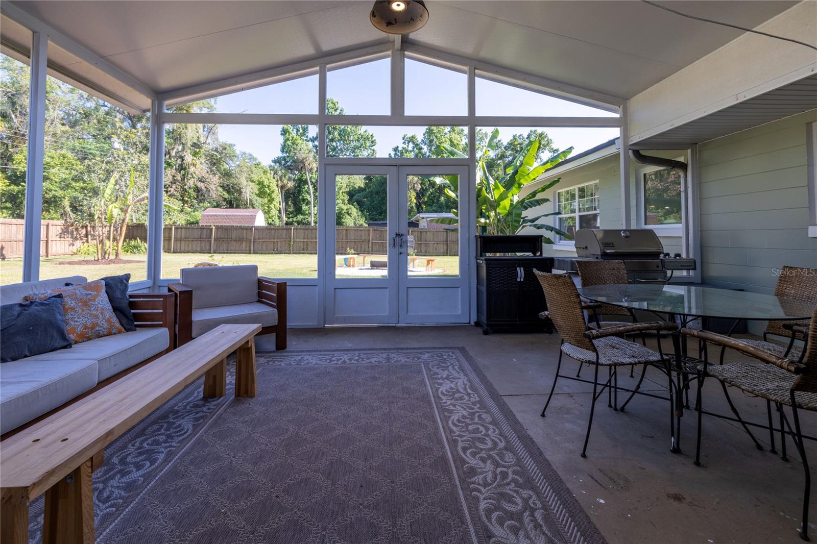 Image 39 of 52 For 2009 Lily Court