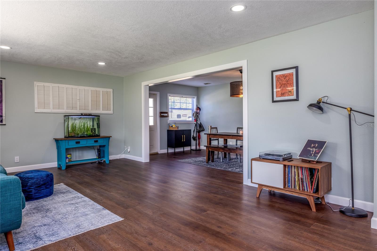 Image 7 of 52 For 2009 Lily Court