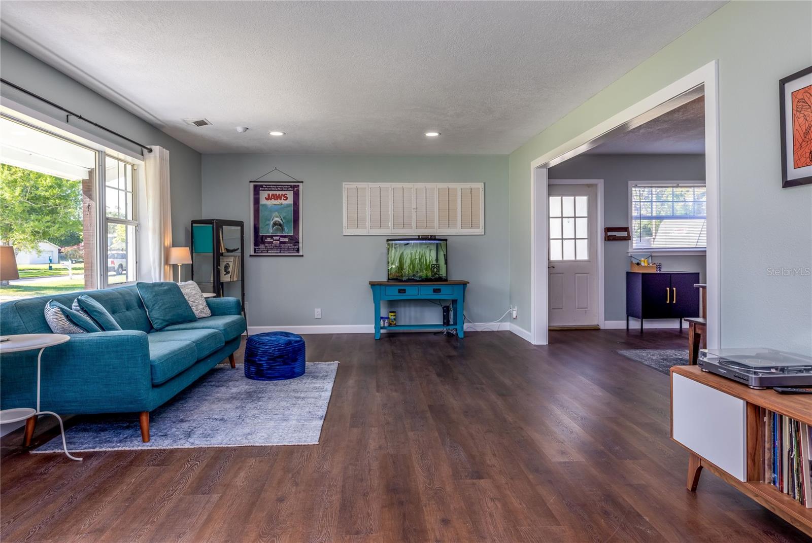 Image 8 of 52 For 2009 Lily Court