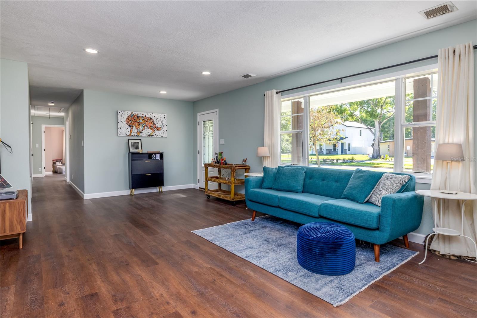 Image 9 of 52 For 2009 Lily Court