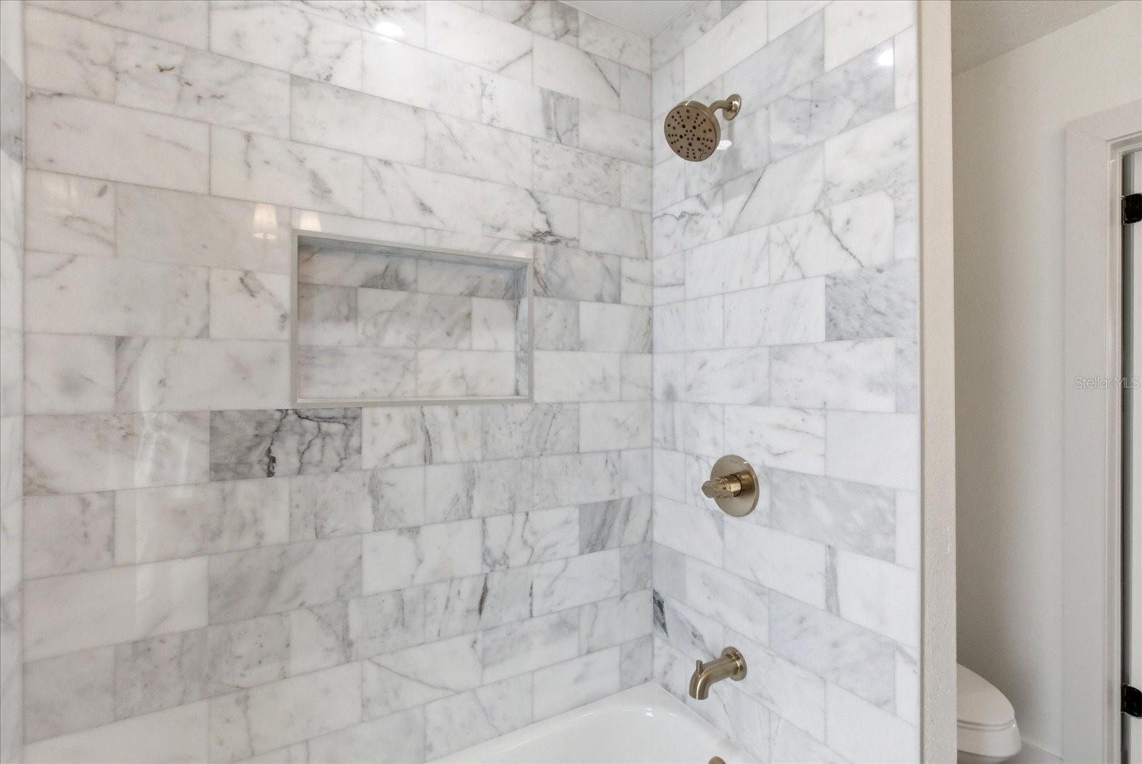 Image 31 of 39 For 2809 Waumpi Trail