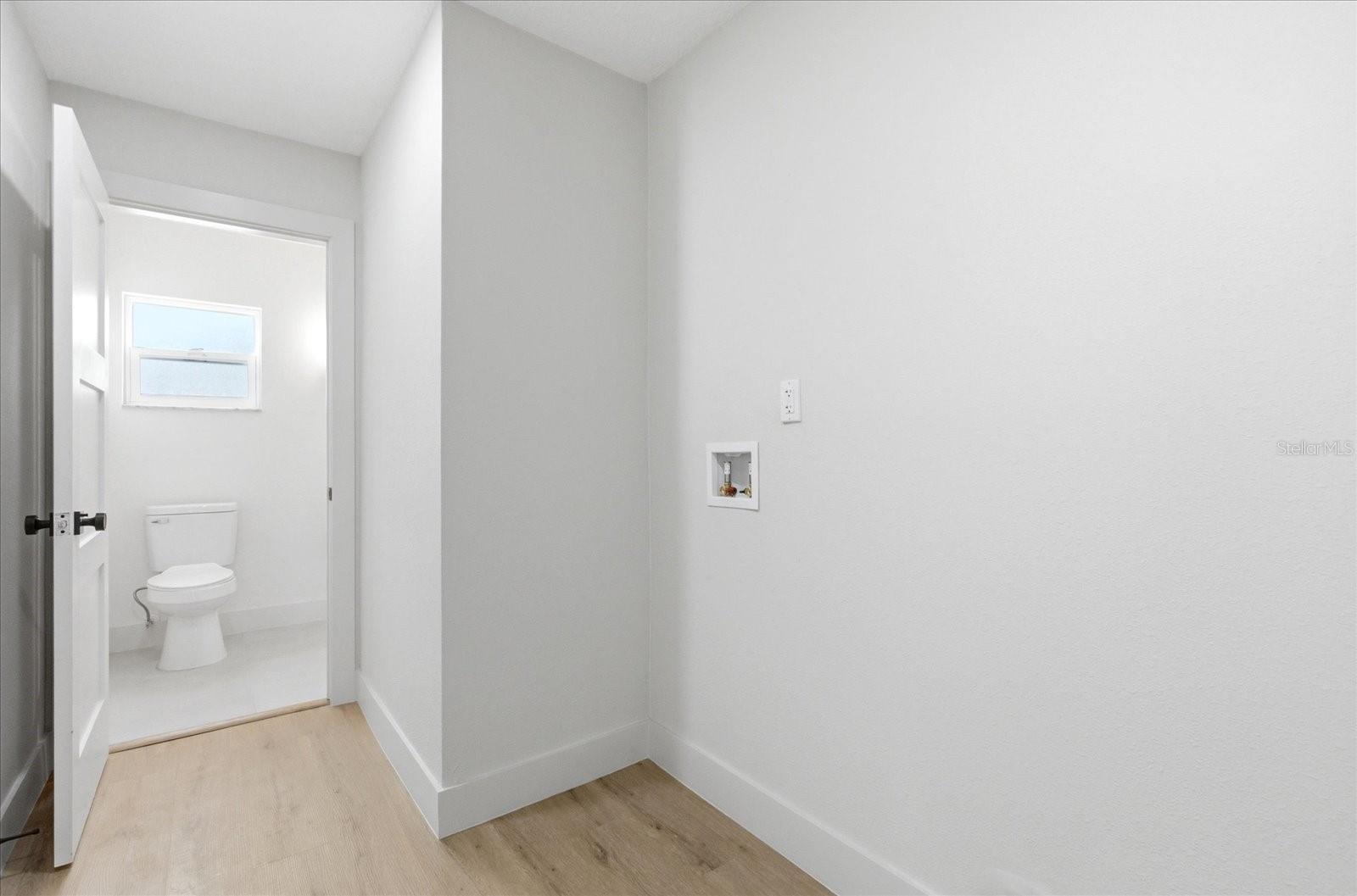 Image 33 of 39 For 2809 Waumpi Trail