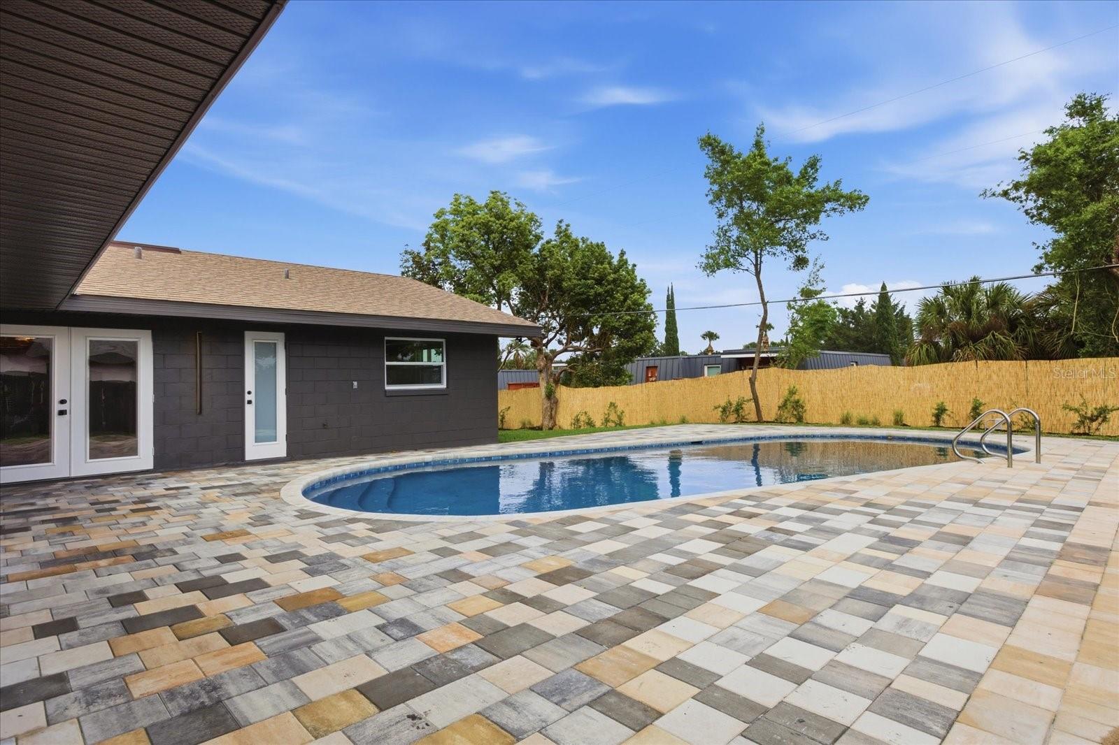 Image 34 of 39 For 2809 Waumpi Trail