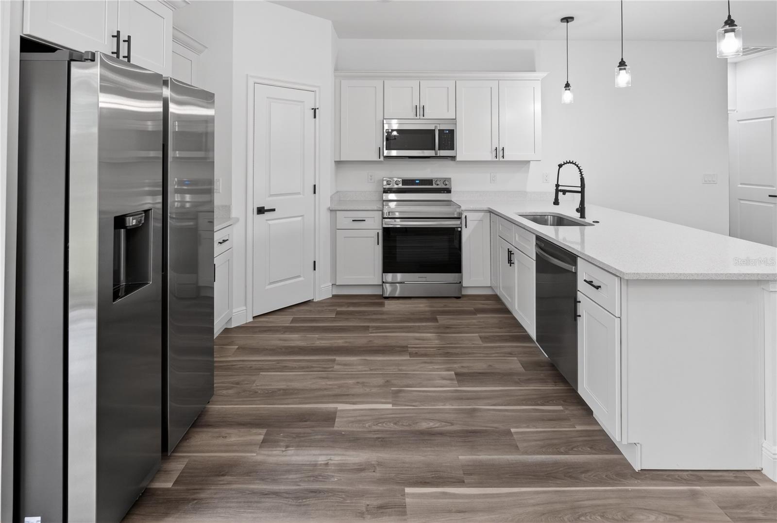 Image 18 of 32 For 9066 Akola Way