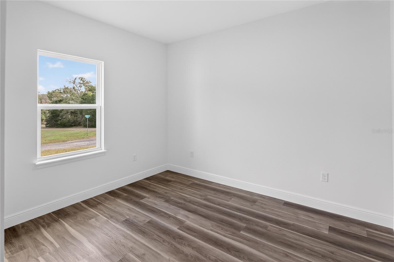 Image 2 of 32 For 9066 Akola Way