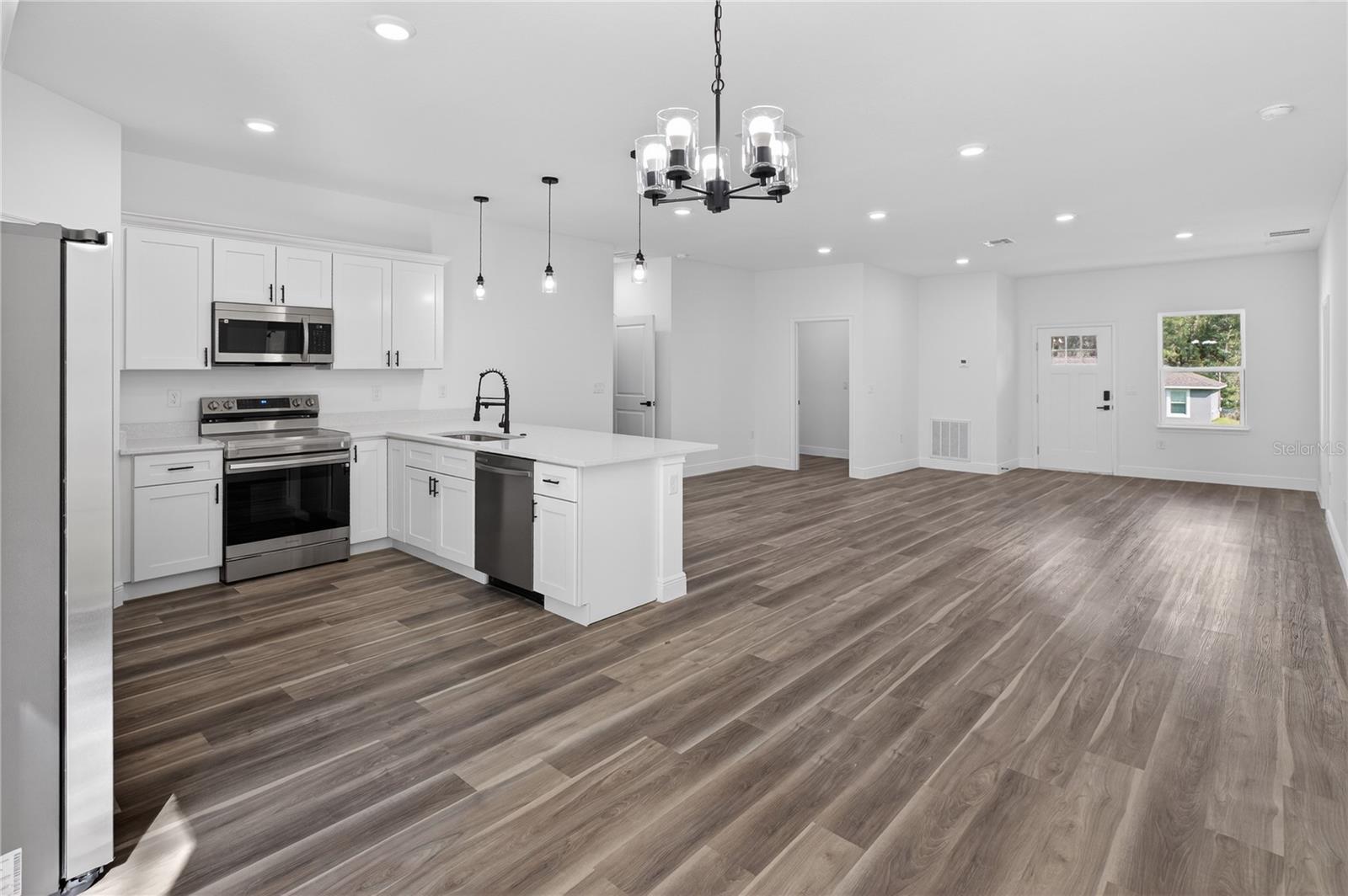 Image 21 of 32 For 9066 Akola Way