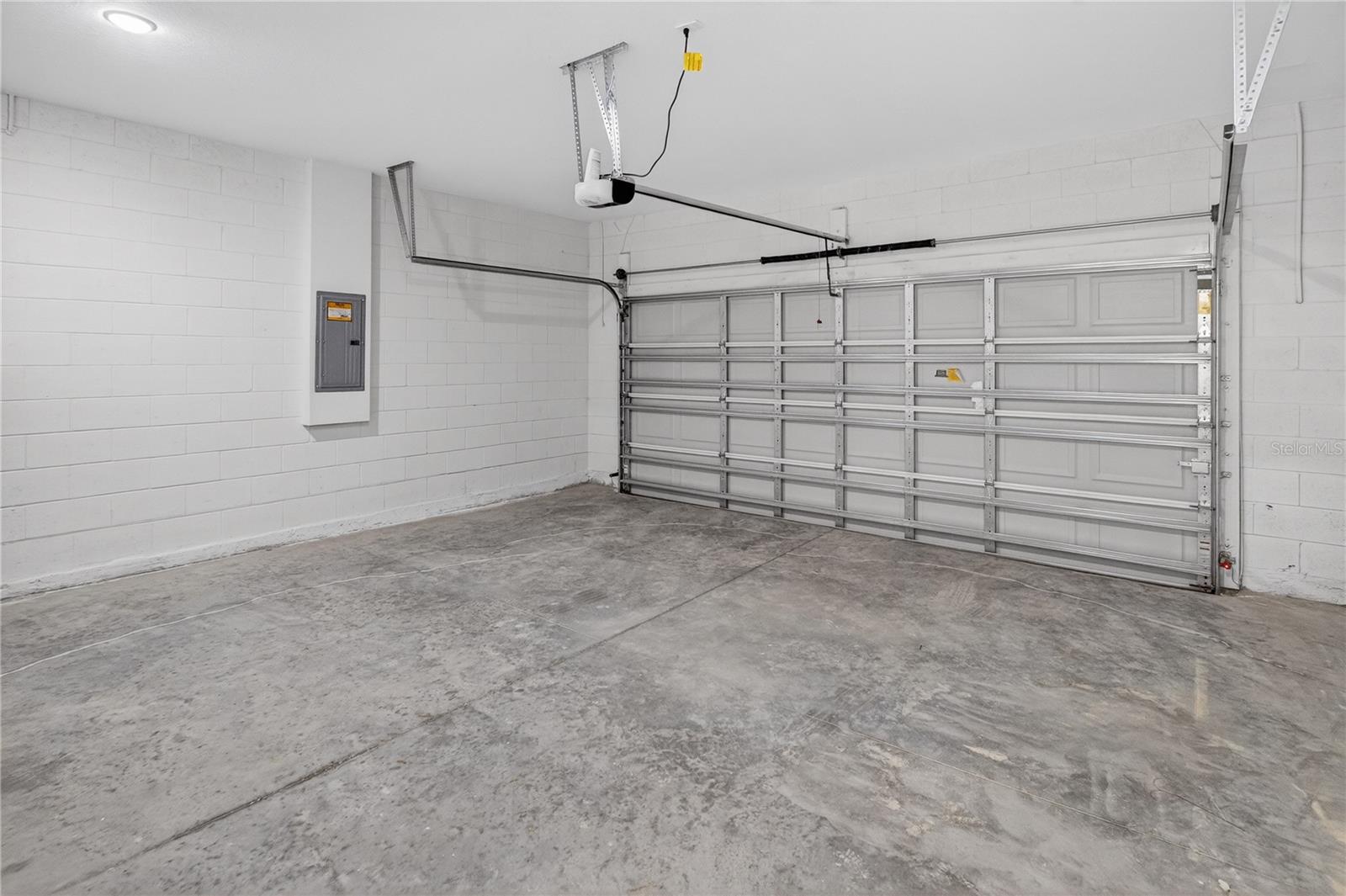 Image 22 of 32 For 9066 Akola Way