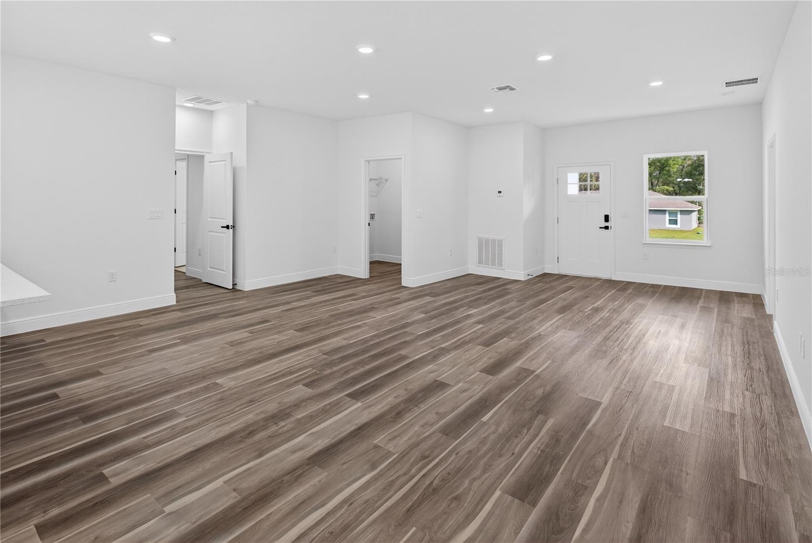 Image 27 of 32 For 9066 Akola Way