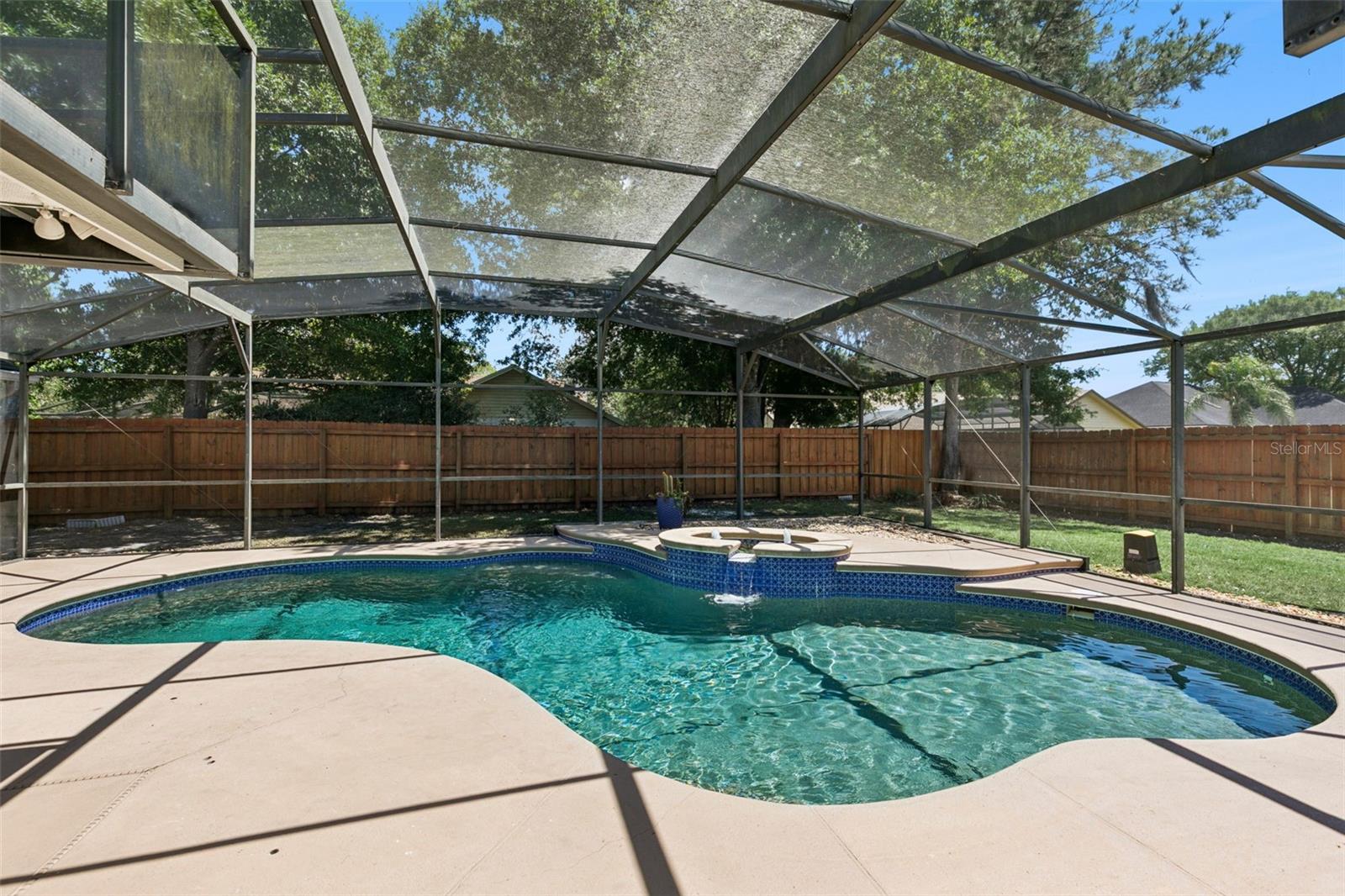 Image 36 of 39 For 709 Windwillow Circle