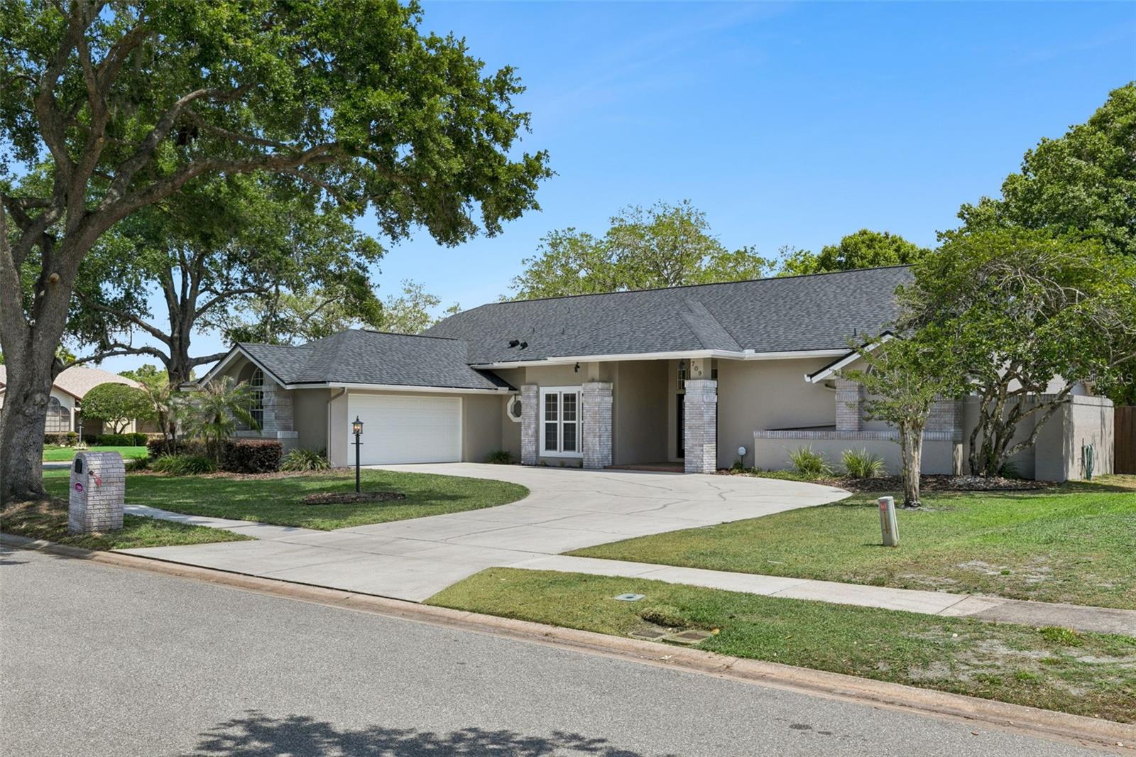 Image 38 of 39 For 709 Windwillow Circle