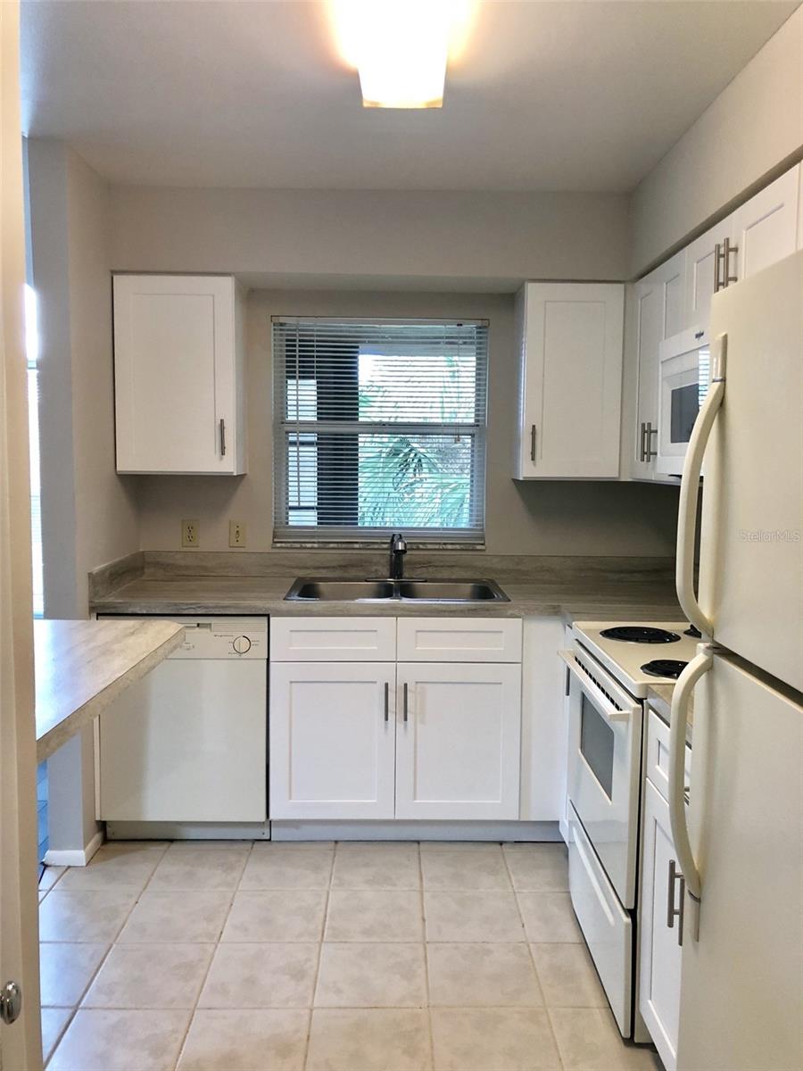 Image 14 of 37 For 5408 Michigan Street 5408-8