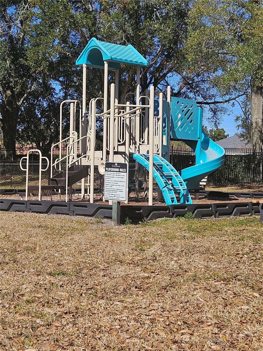 Image 26 of 37 For 5408 Michigan Street 5408-8