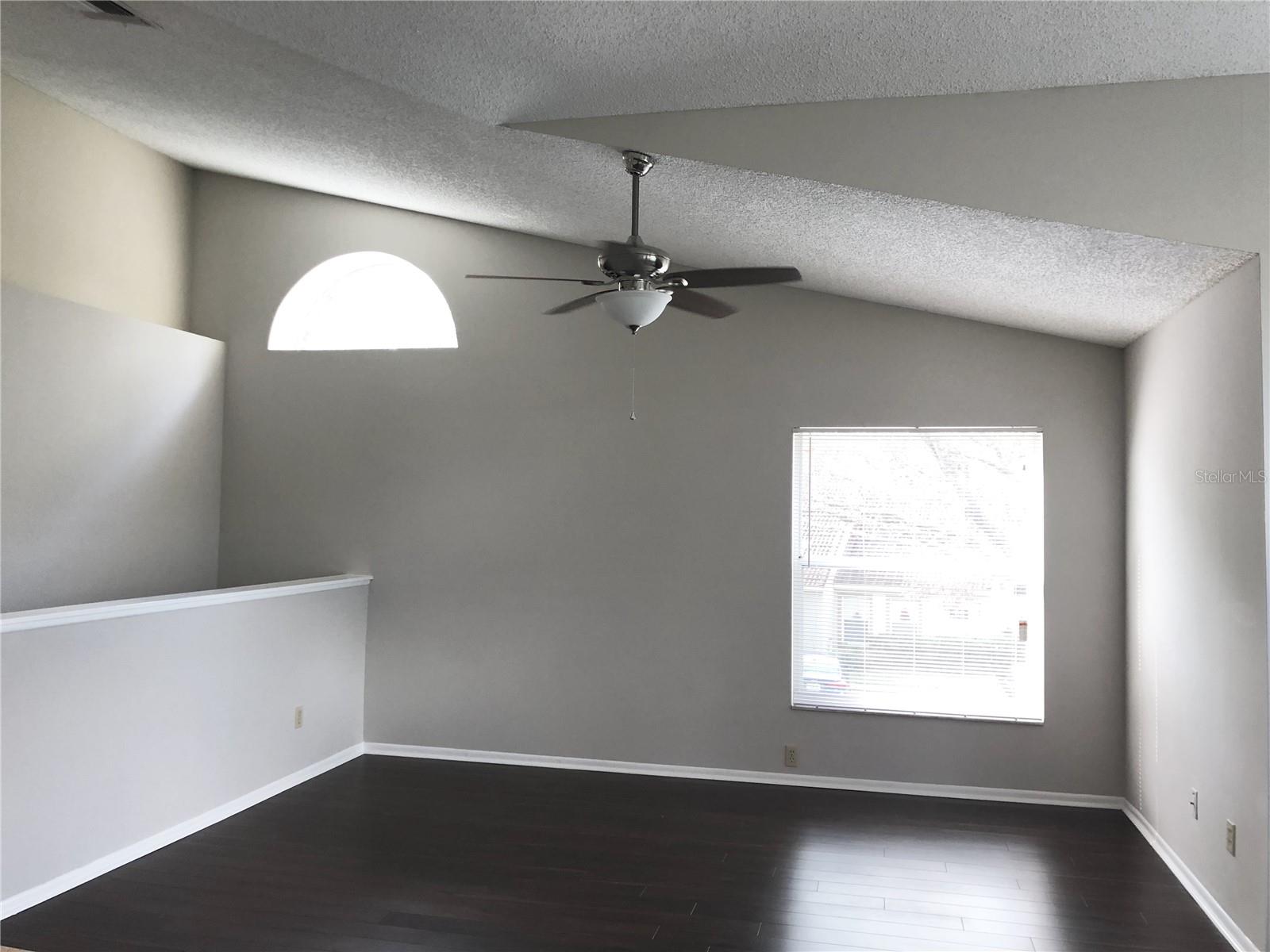 Image 8 of 37 For 5408 Michigan Street 5408-8