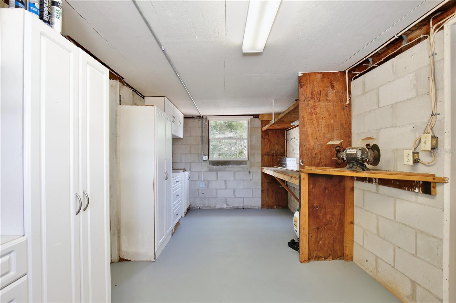 Image 27 of 37 For 2601 Sheffield Avenue