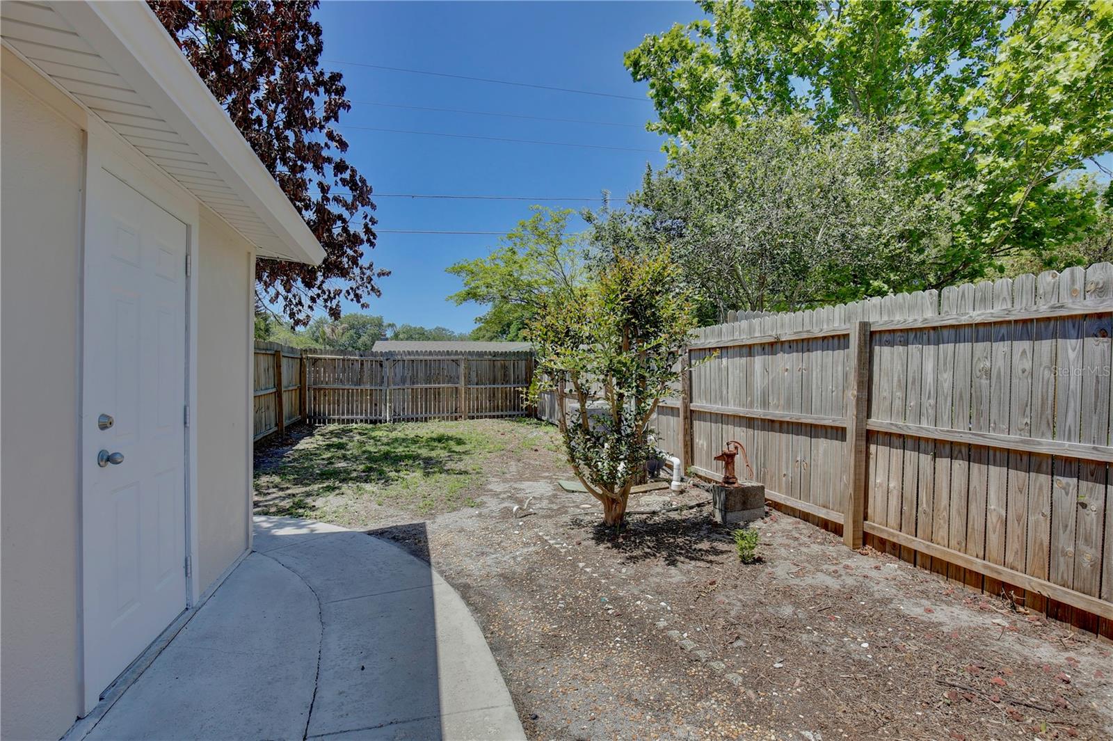 Image 37 of 37 For 2601 Sheffield Avenue