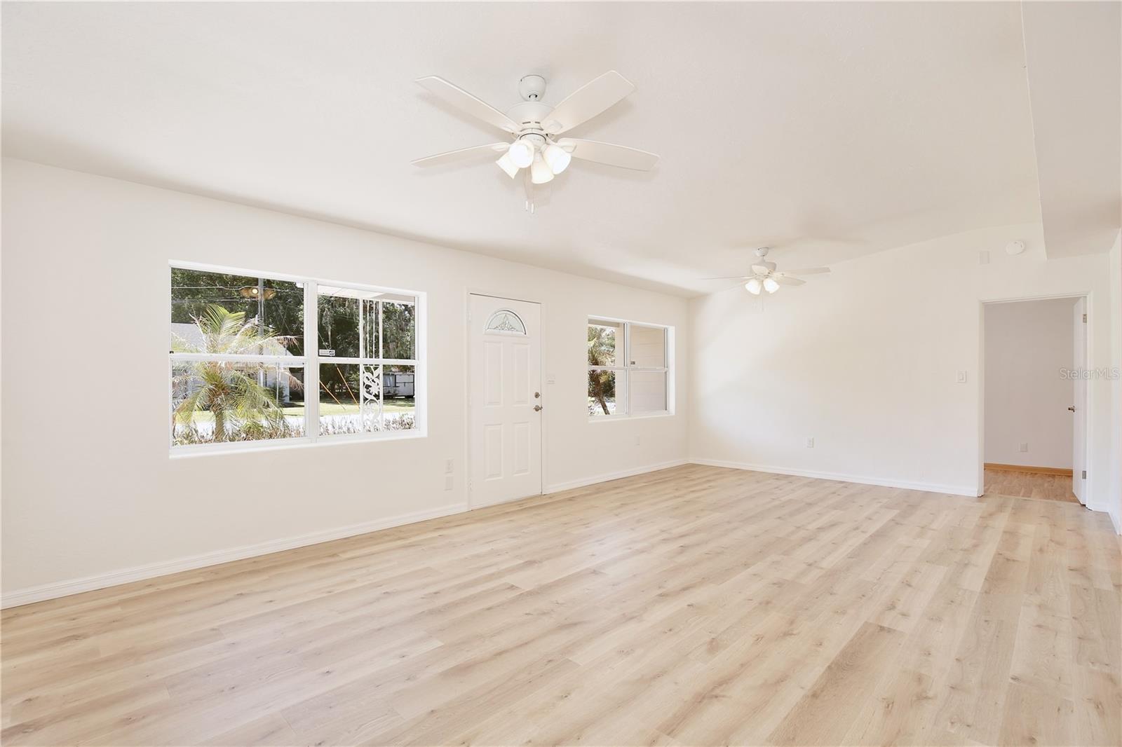 Image 9 of 37 For 2601 Sheffield Avenue