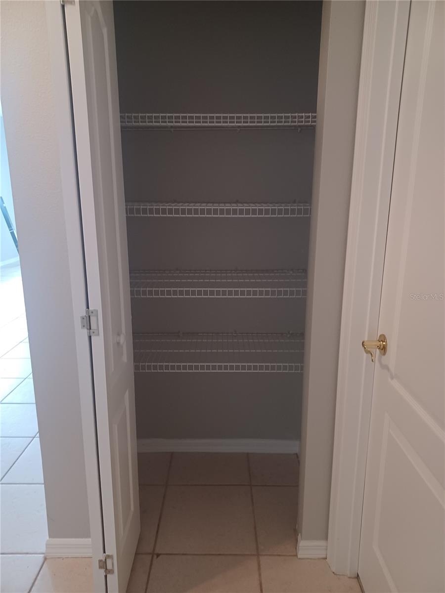 Image 13 of 46 For 2250 Candlewood Lane E