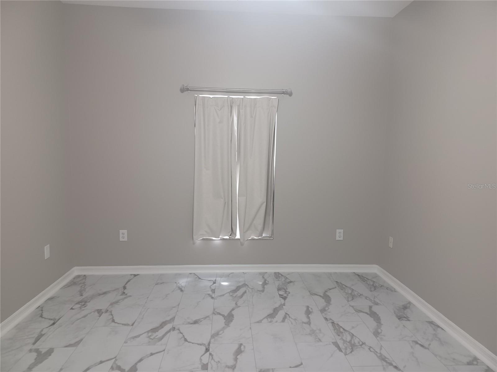 Image 30 of 46 For 2250 Candlewood Lane E