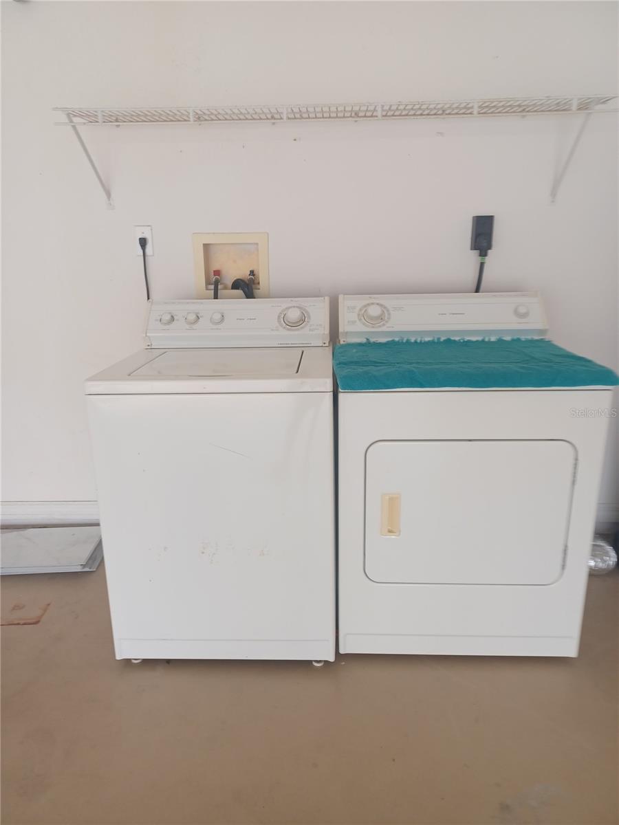 Image 45 of 46 For 2250 Candlewood Lane E