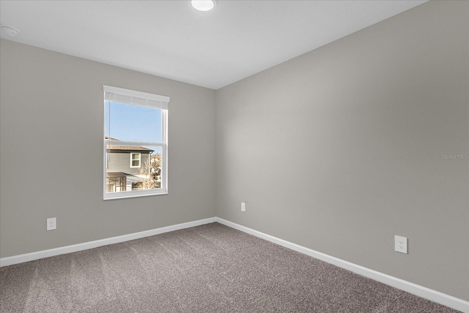 Image 15 of 25 For 164 Cape Honeysuckle Place