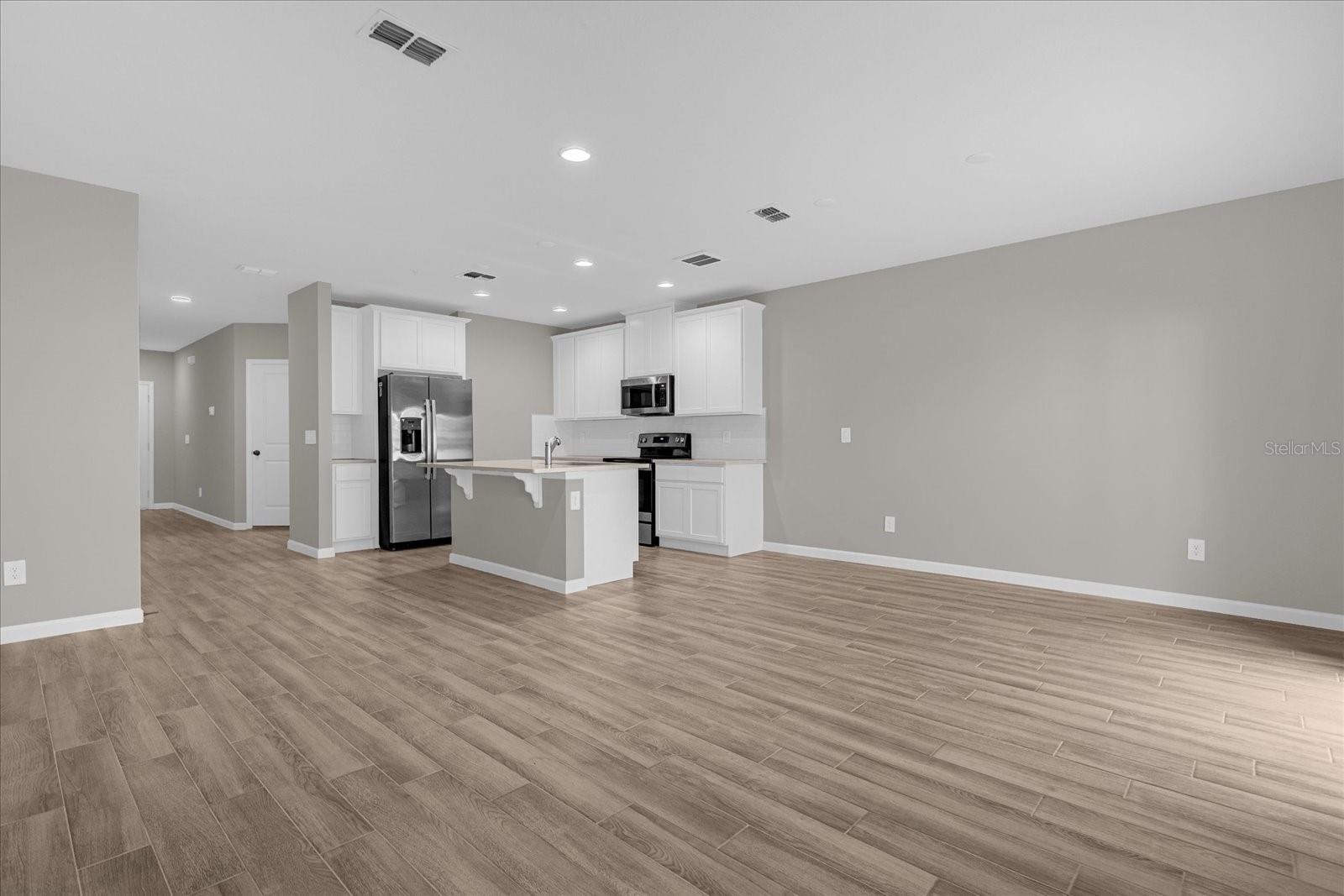 Image 8 of 25 For 164 Cape Honeysuckle Place