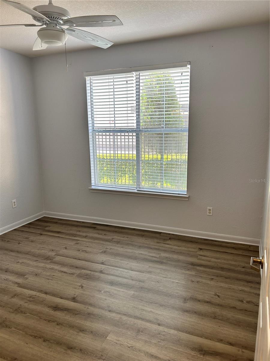 Image 10 of 25 For 860 Orange Avenue 115