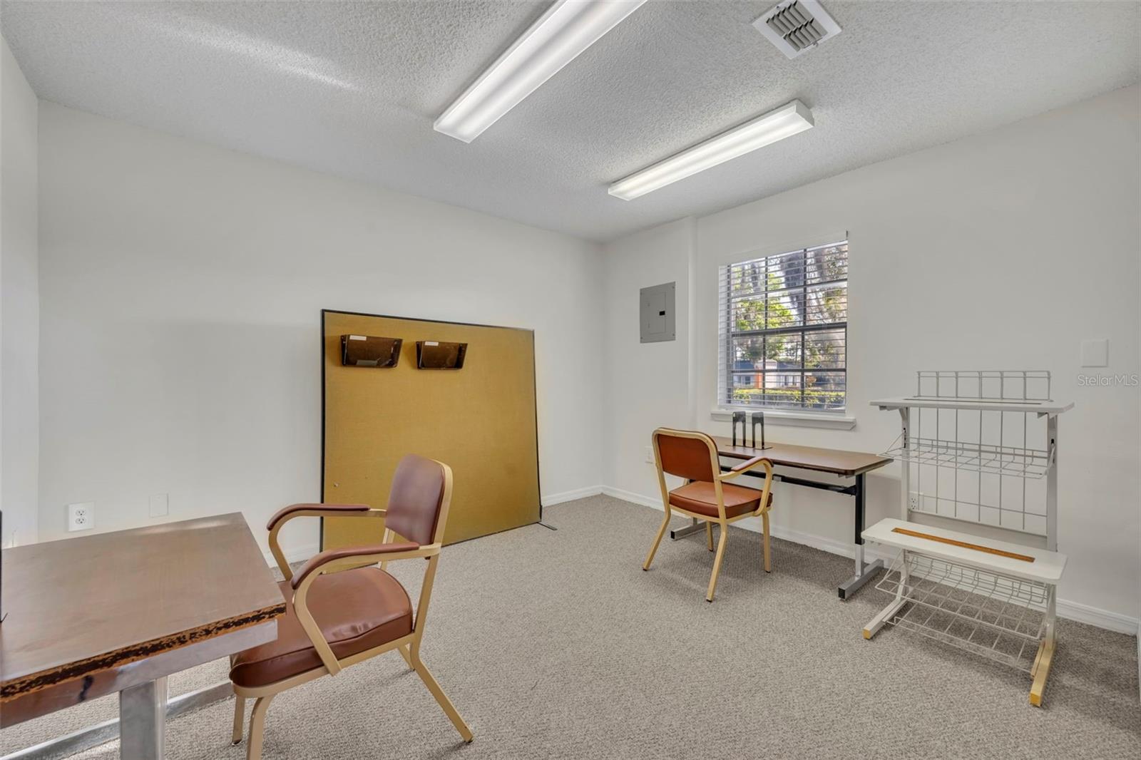 Image 12 of 17 For 420 Lake Howell Road