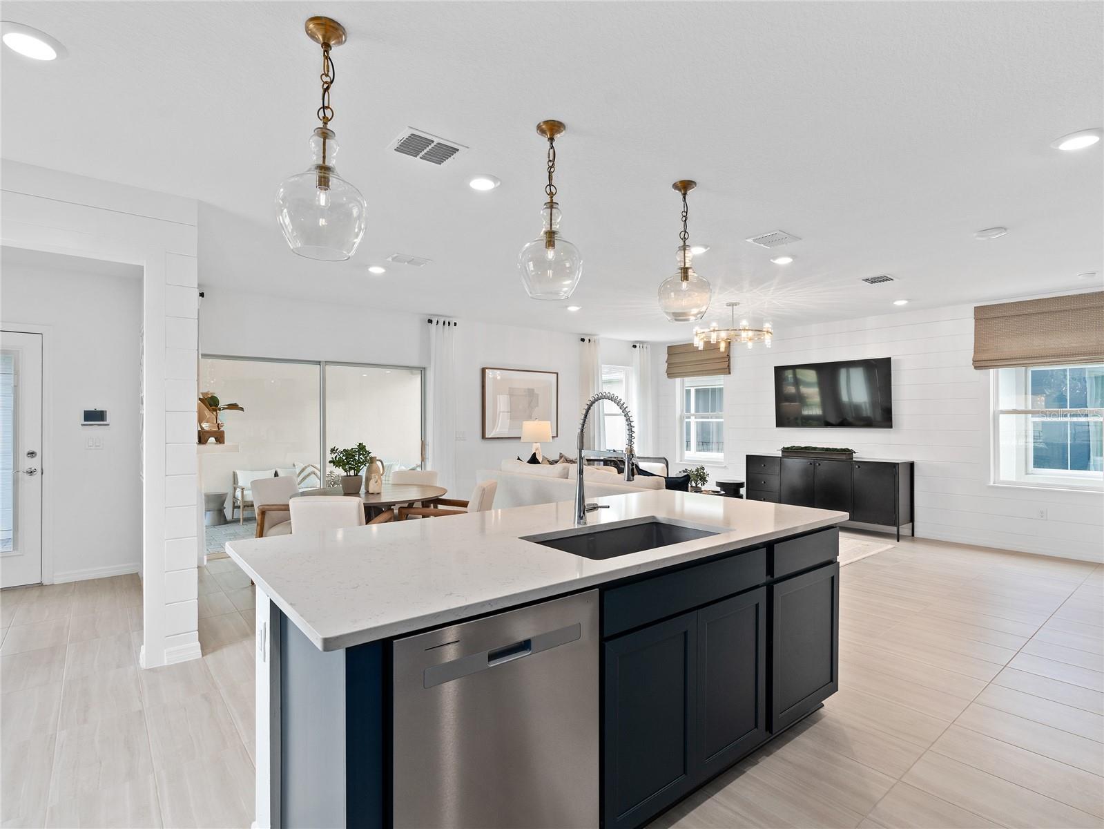 Image 10 of 35 For 10753 Leafy Laurel Street