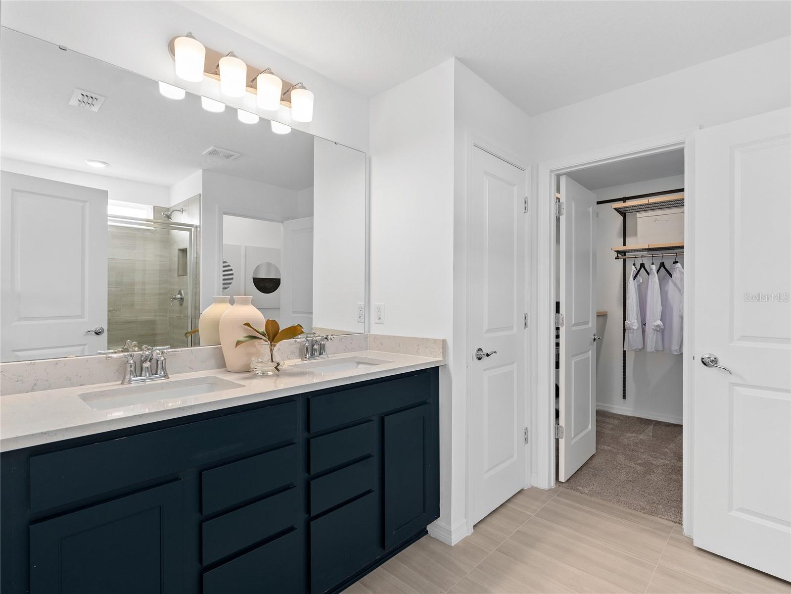 Image 24 of 35 For 10753 Leafy Laurel Street