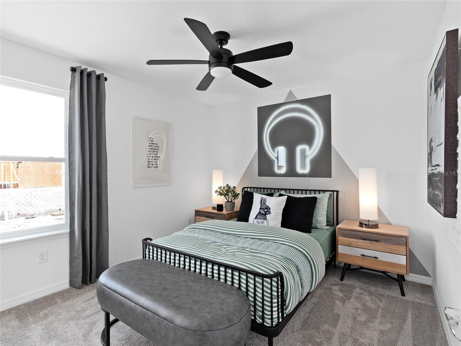 Image 32 of 35 For 10753 Leafy Laurel Street