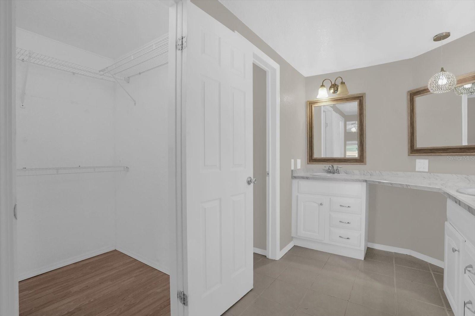 Image 11 of 42 For 3338 Citrus Circle 1679