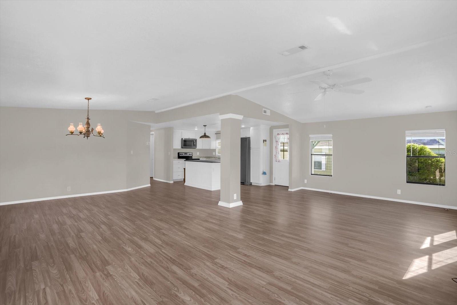 Image 5 of 42 For 3338 Citrus Circle 1679