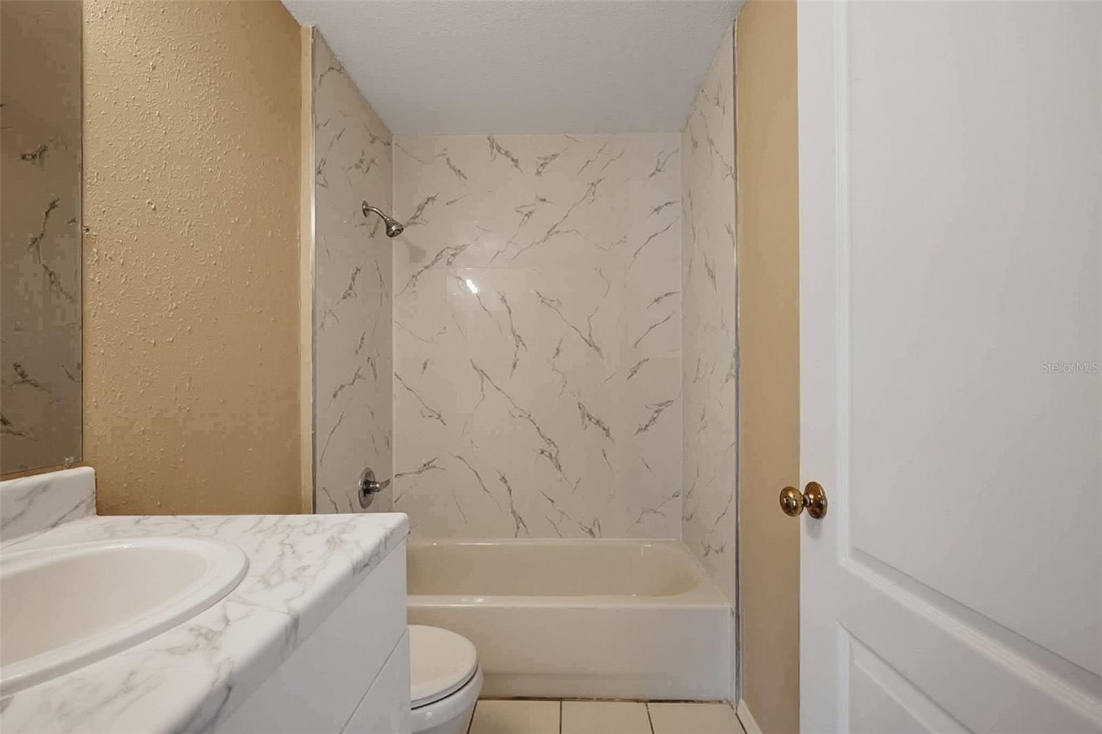 Image 31 of 36 For 3049 Castle Rock Circle