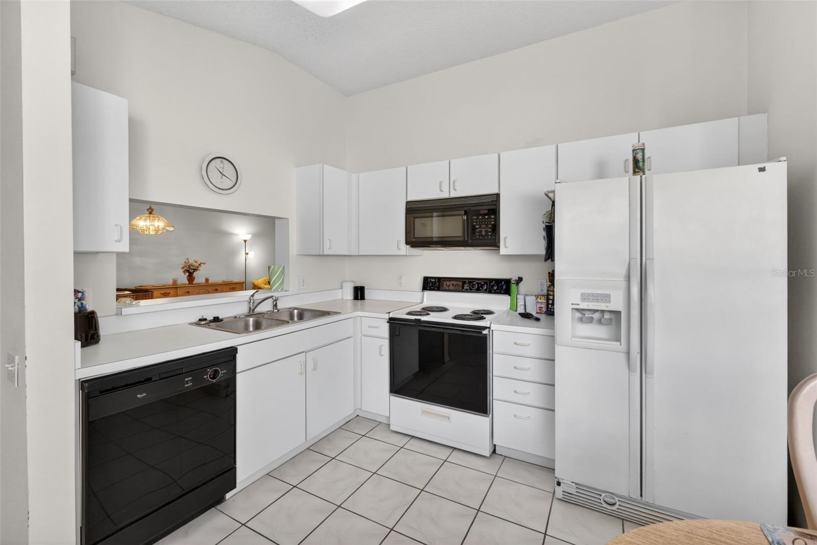 Image 12 of 45 For 6126 Sunnyvale Drive 2303