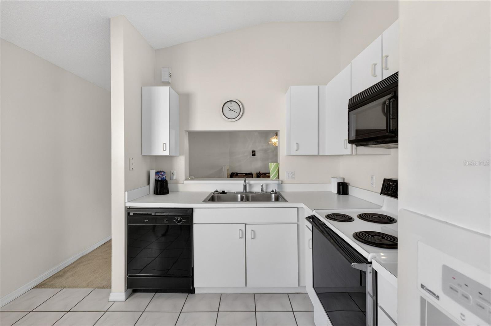 Image 13 of 45 For 6126 Sunnyvale Drive 2303