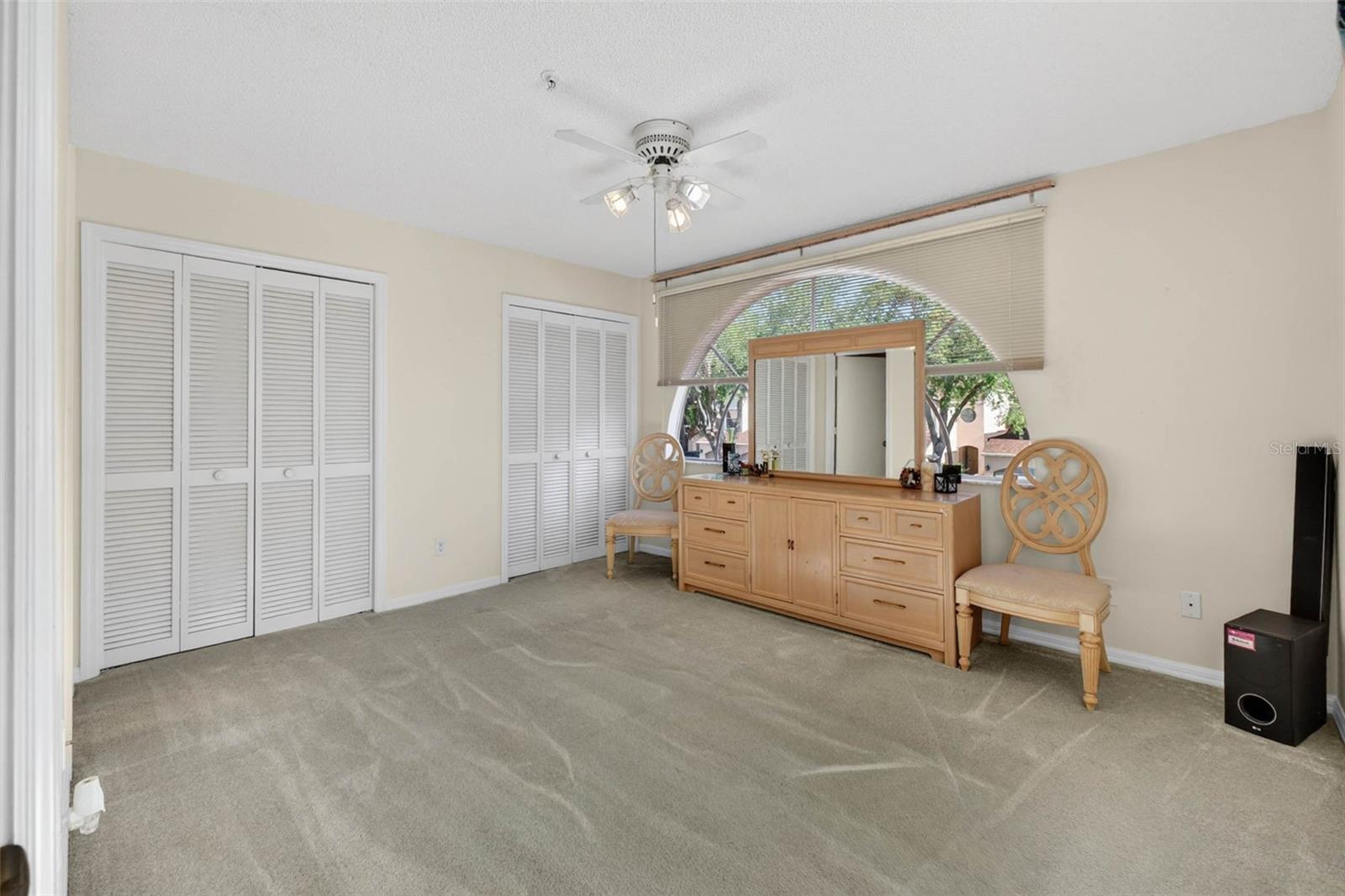 Image 27 of 45 For 6126 Sunnyvale Drive 2303