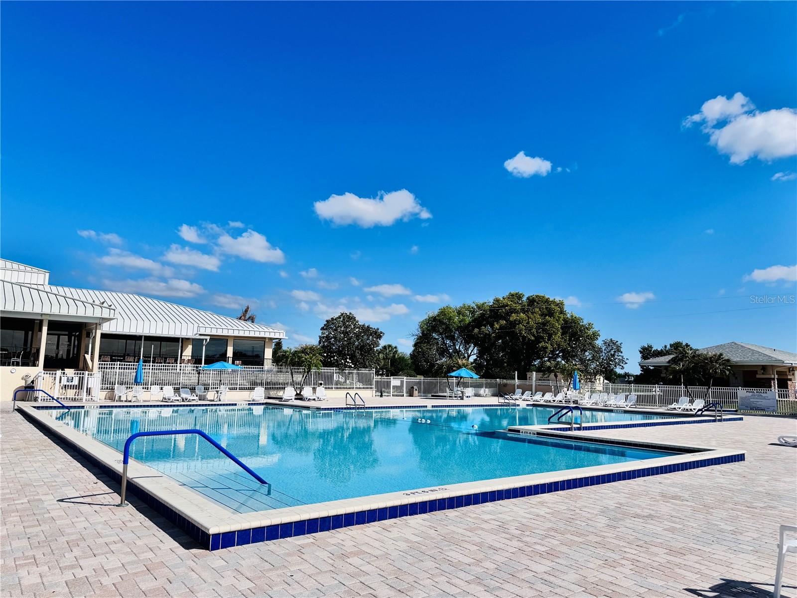 Image 38 of 45 For 6126 Sunnyvale Drive 2303