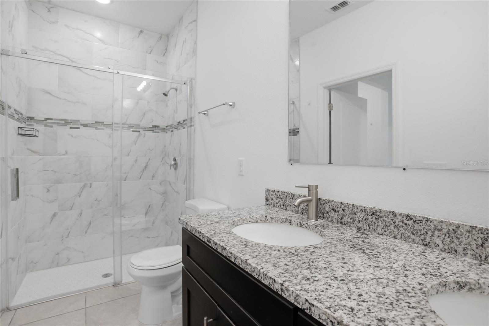 Image 12 of 36 For 1010 Mayfair Place