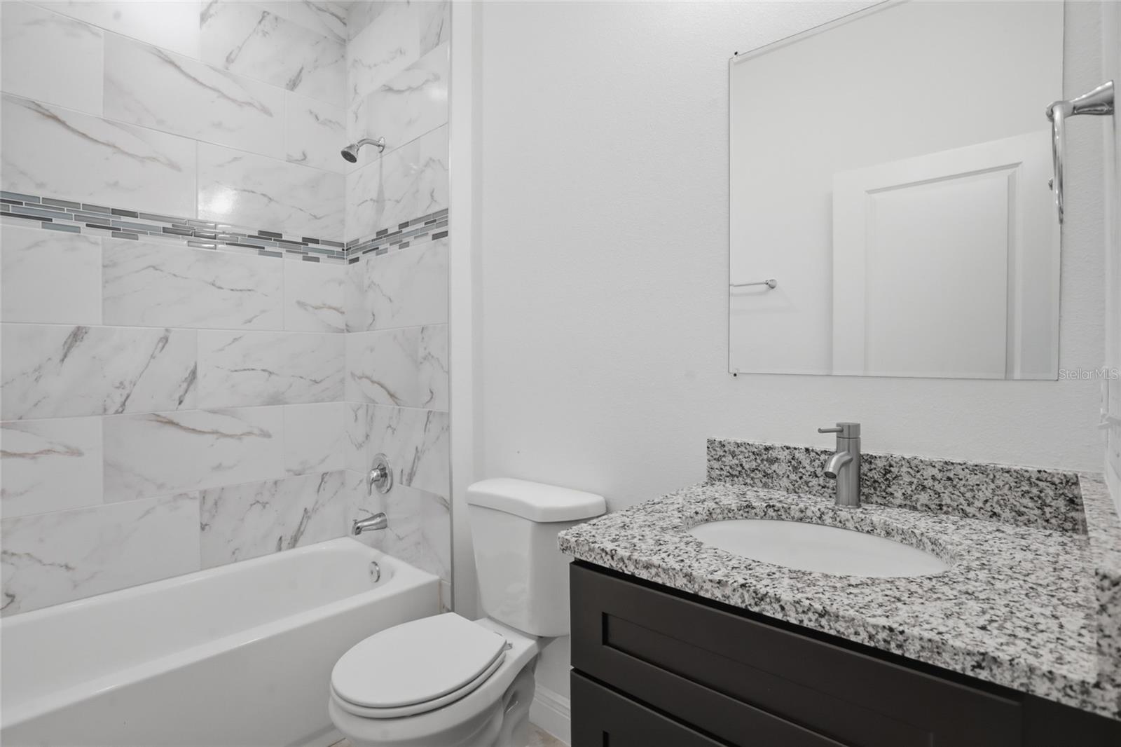 Image 20 of 36 For 1010 Mayfair Place