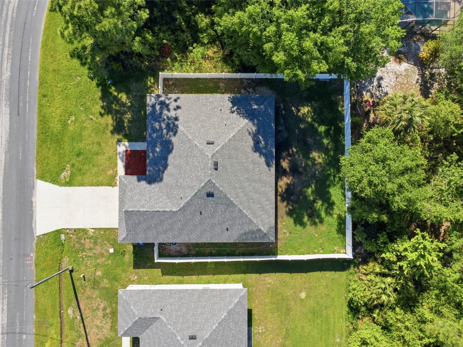 Image 27 of 36 For 1010 Mayfair Place