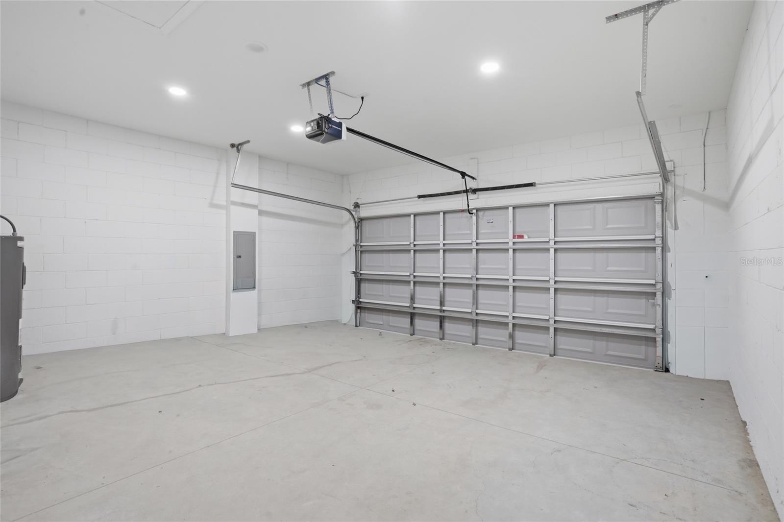 Image 31 of 36 For 1010 Mayfair Place