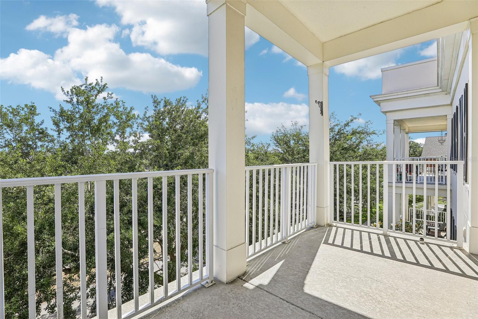 Image 27 of 35 For 2315 Upper Park Road 302