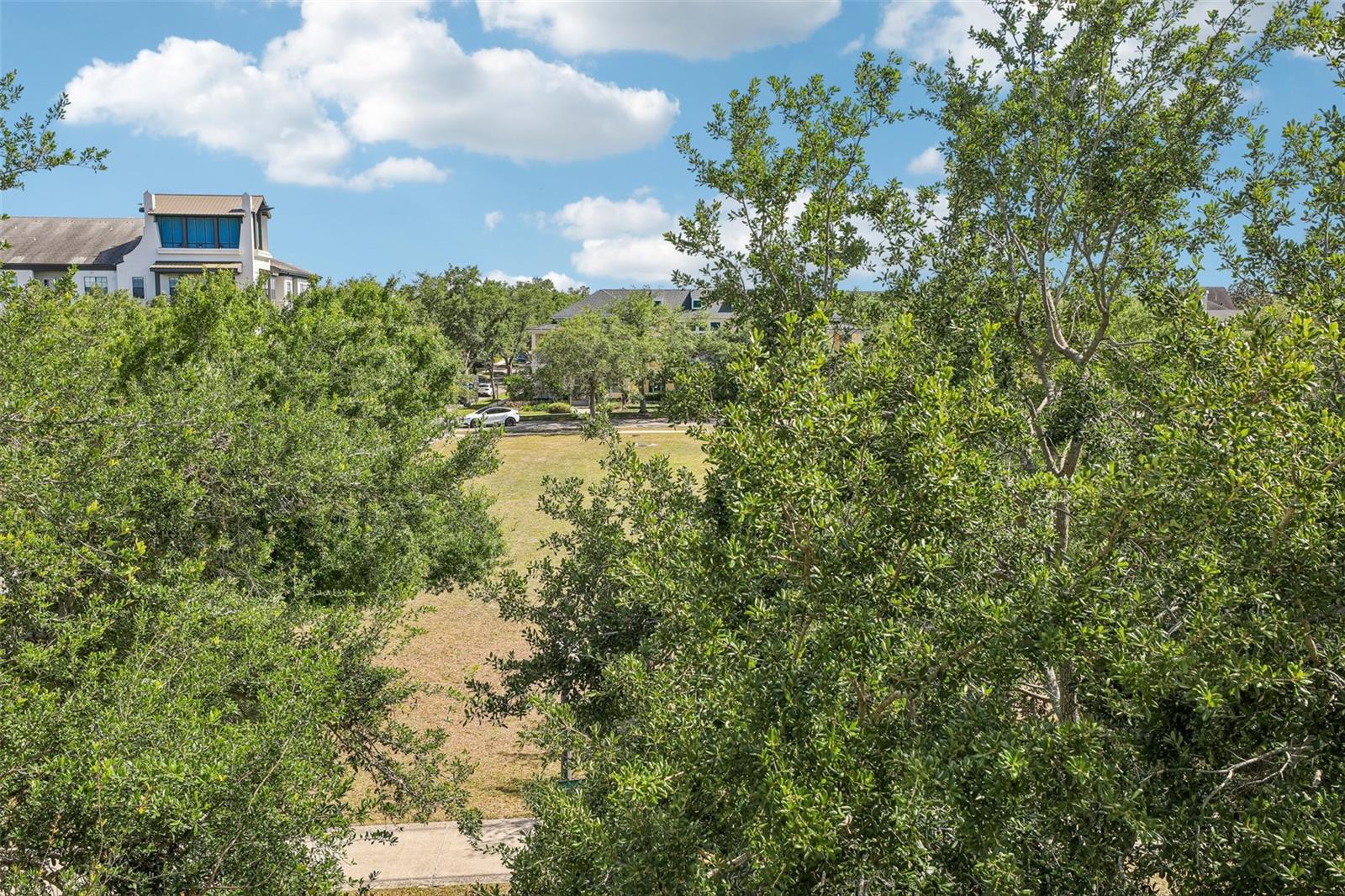 Image 29 of 35 For 2315 Upper Park Road 302