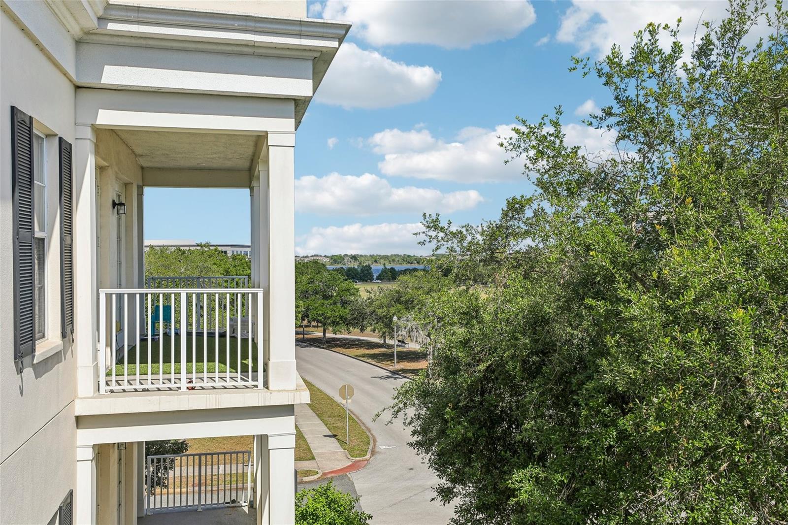 Image 30 of 35 For 2315 Upper Park Road 302