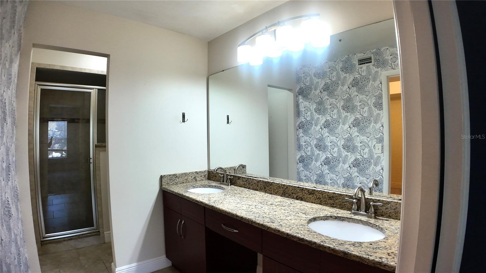 Image 14 of 22 For 486 Pin Oak Place 202