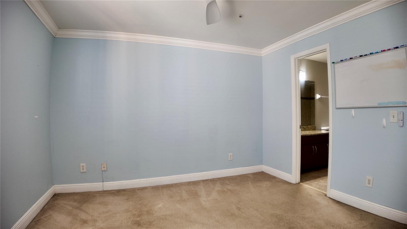 Image 16 of 22 For 486 Pin Oak Place 202