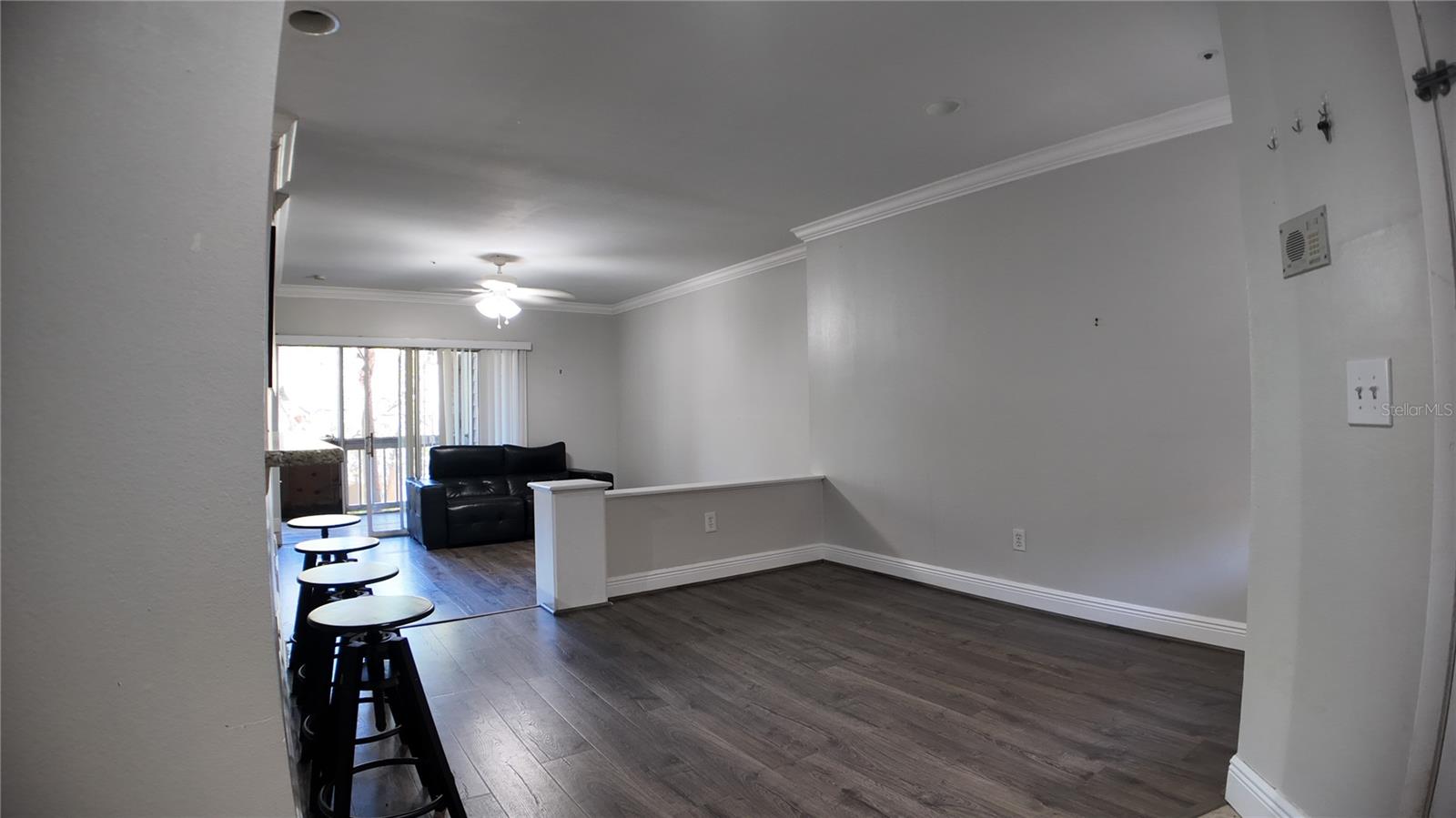 Image 3 of 22 For 486 Pin Oak Place 202